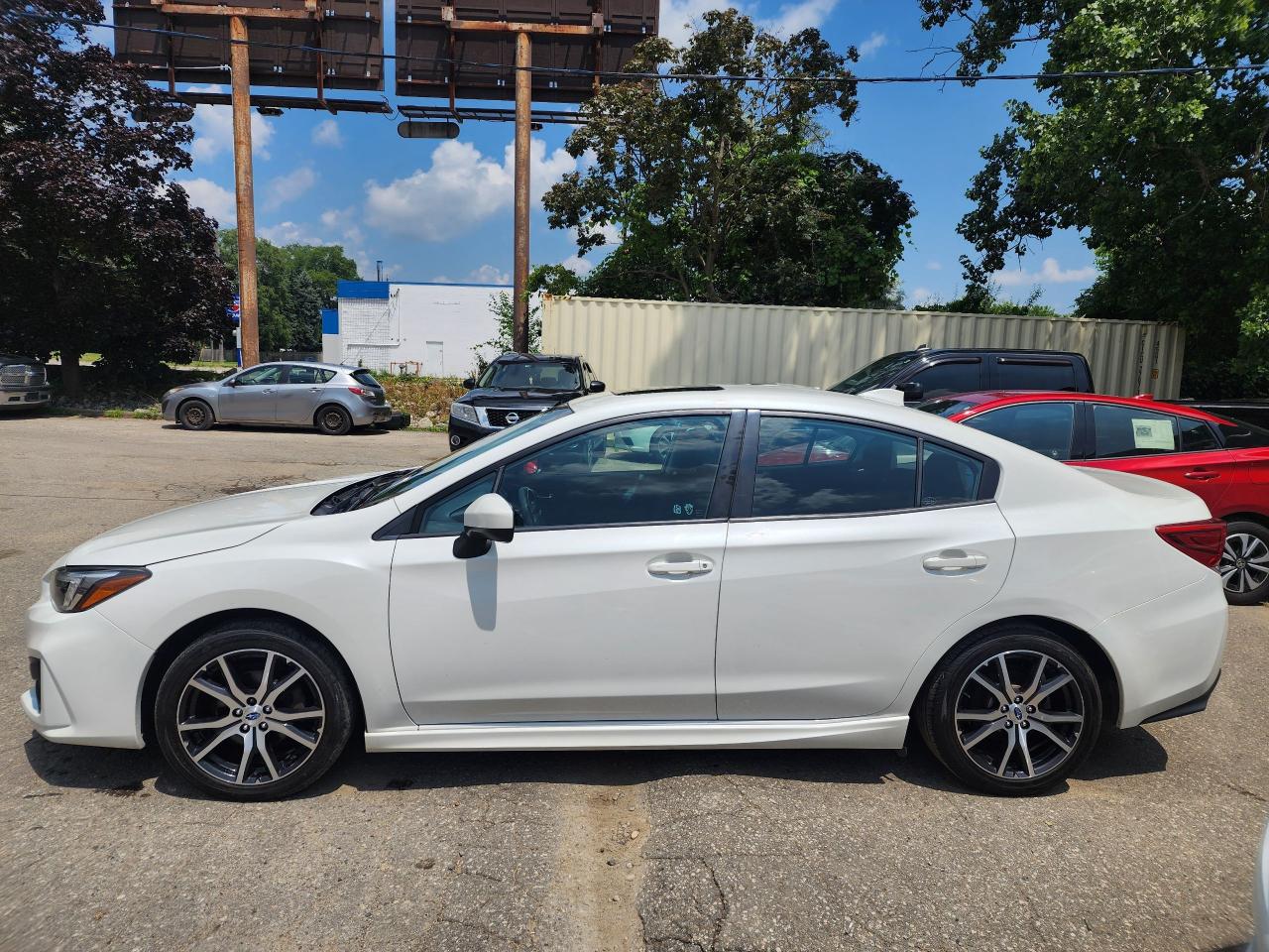 2017 Subaru Impreza SPORT W/TECH PKG l Clean Carfax l No accidents - Photo #4