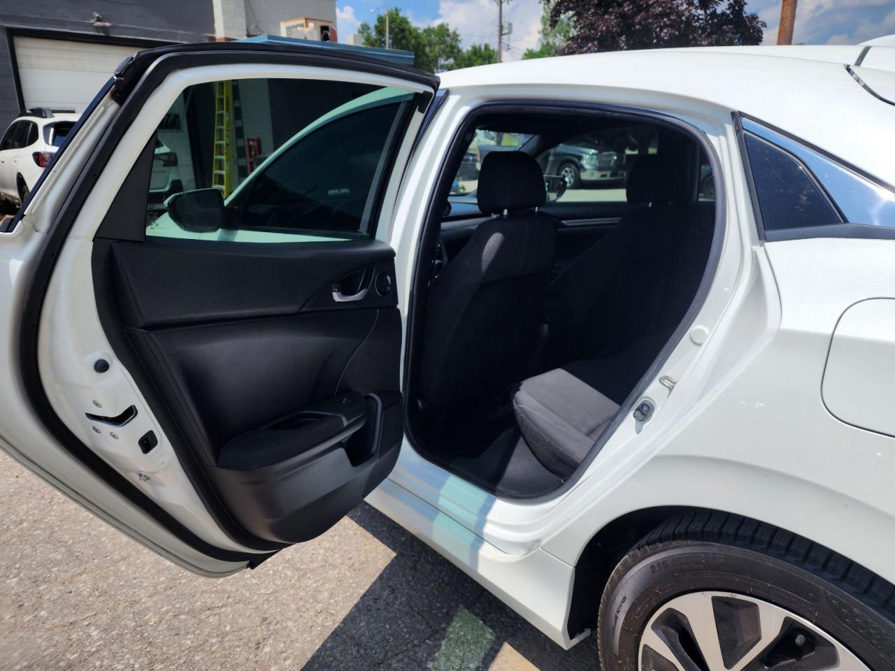 2018 Honda Civic LX l Low KM l Clean Carfax l No accidents l