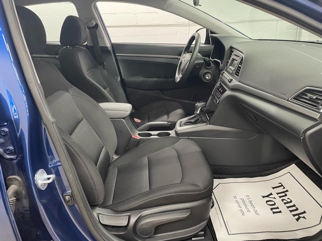 2017 Hyundai Elantra 4DR SDN AUTO LE Photo30