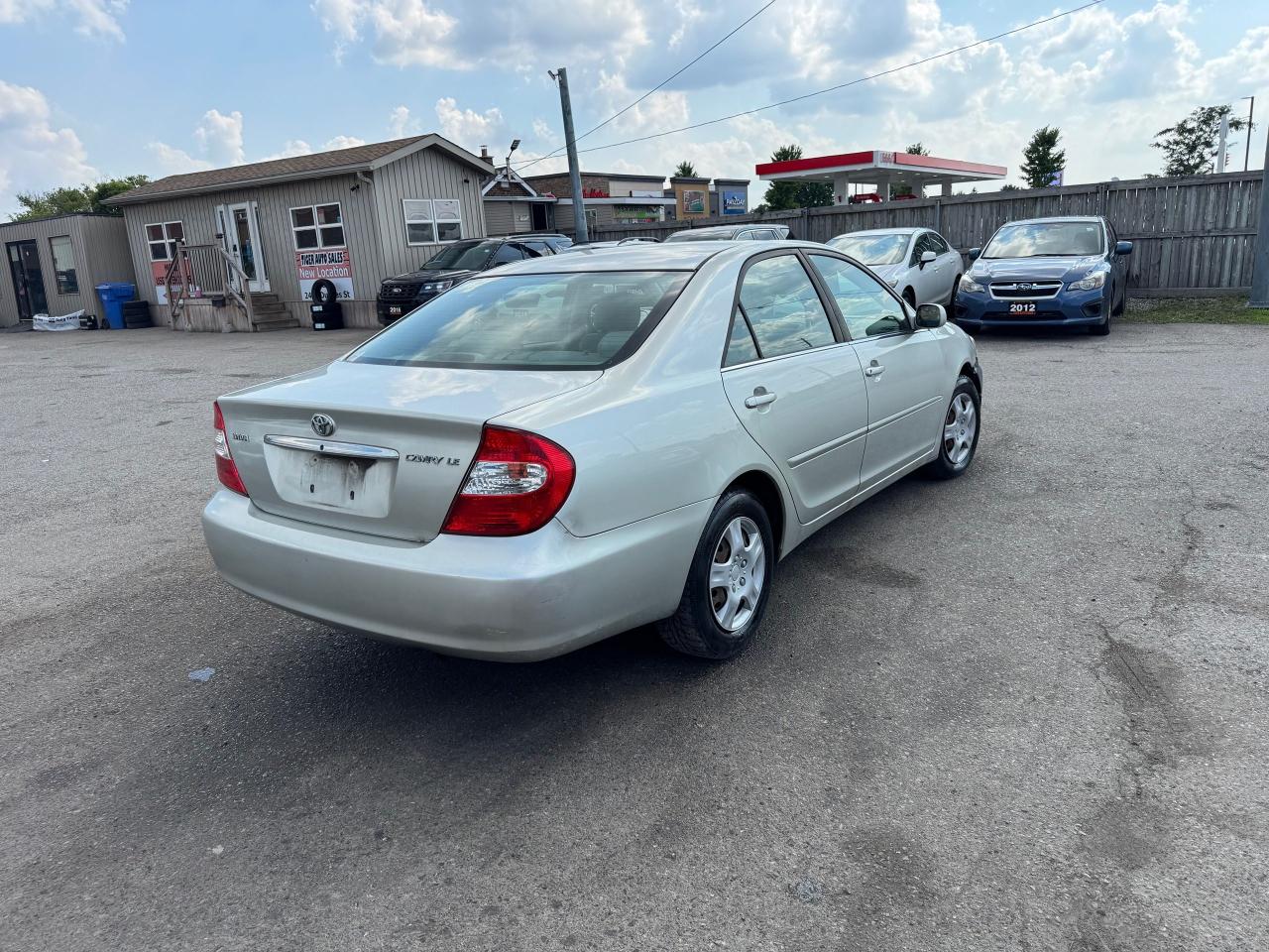 2002 Toyota Corolla LE - Photo #5