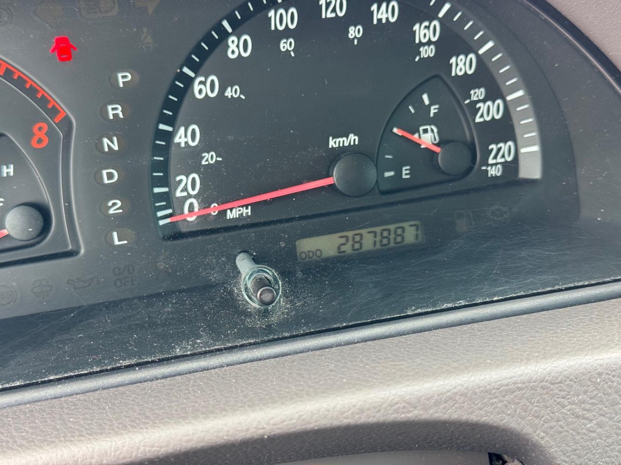 2002 Toyota Corolla LE - Photo #15
