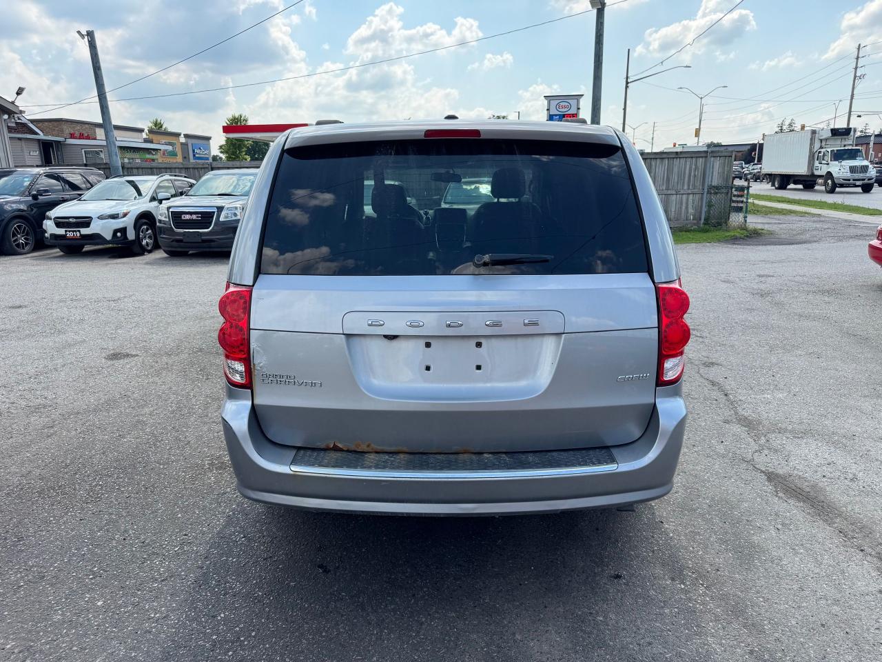 2015 Dodge Grand Caravan Crew Plus - Photo #4