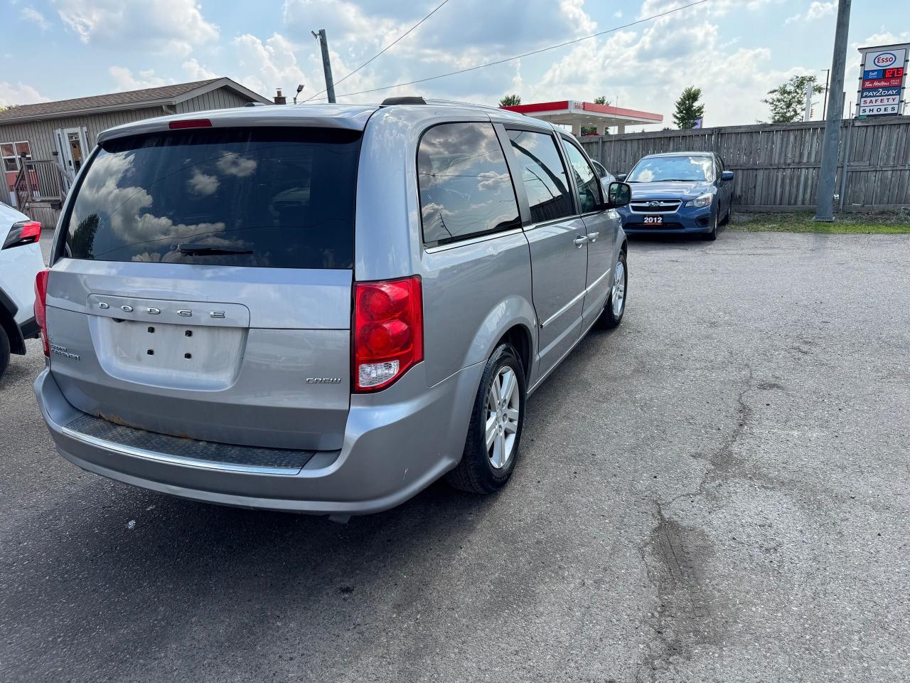 2015 Dodge Grand Caravan Crew Plus - Photo #5