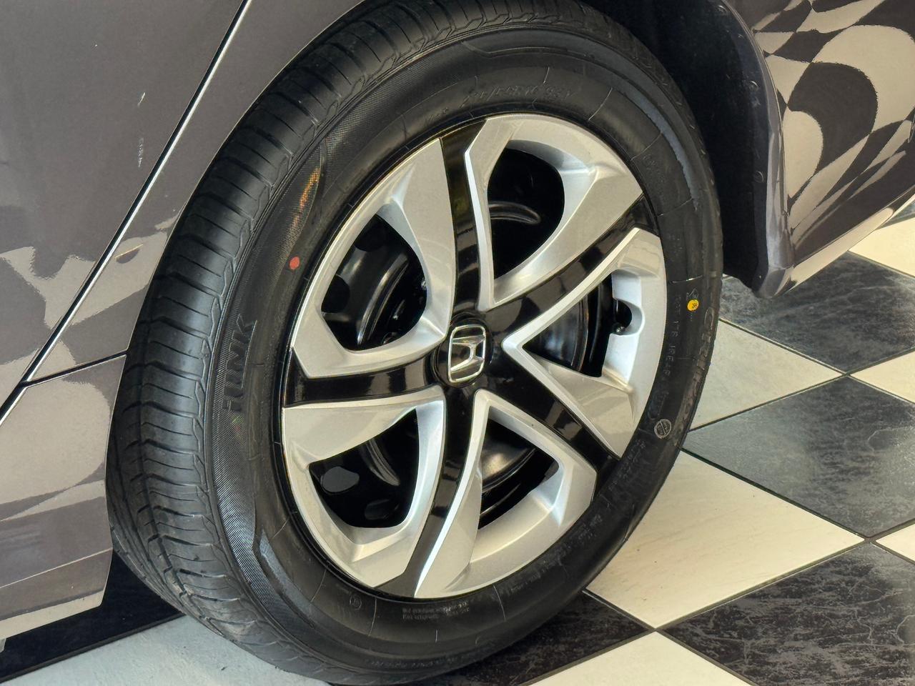 2018 Honda Civic LX+New Tires+Brakes+Camera+ApplePlay+CLEAN CARFAX Photo