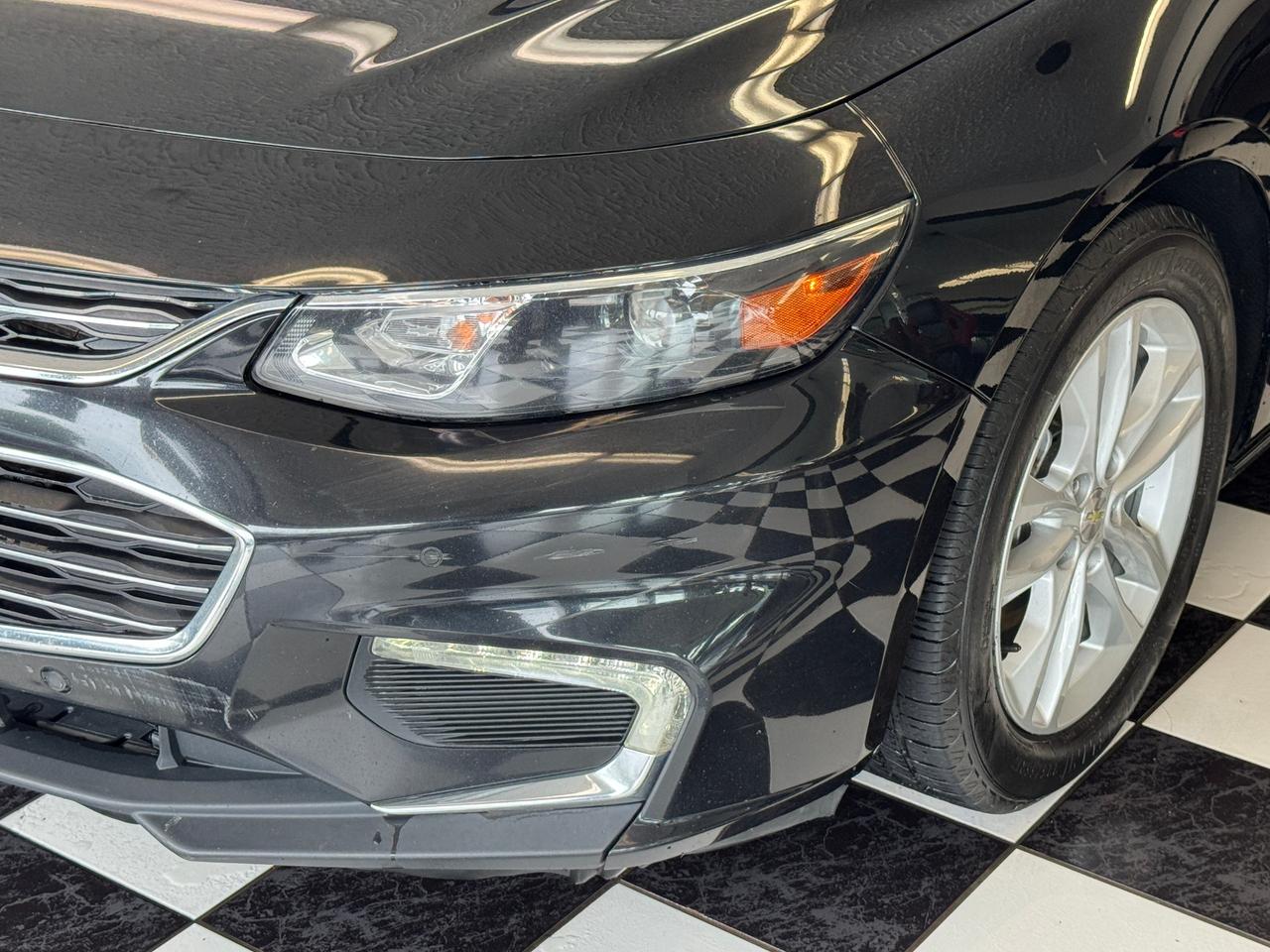 2017 Chevrolet Malibu LT+Roof+Blind Spot+Collision Alert+CLEAN CARFAX Photo
