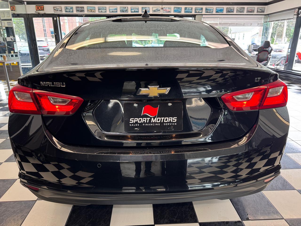 2017 Chevrolet Malibu LT+Roof+Blind Spot+Collision Alert+CLEAN CARFAX Photo