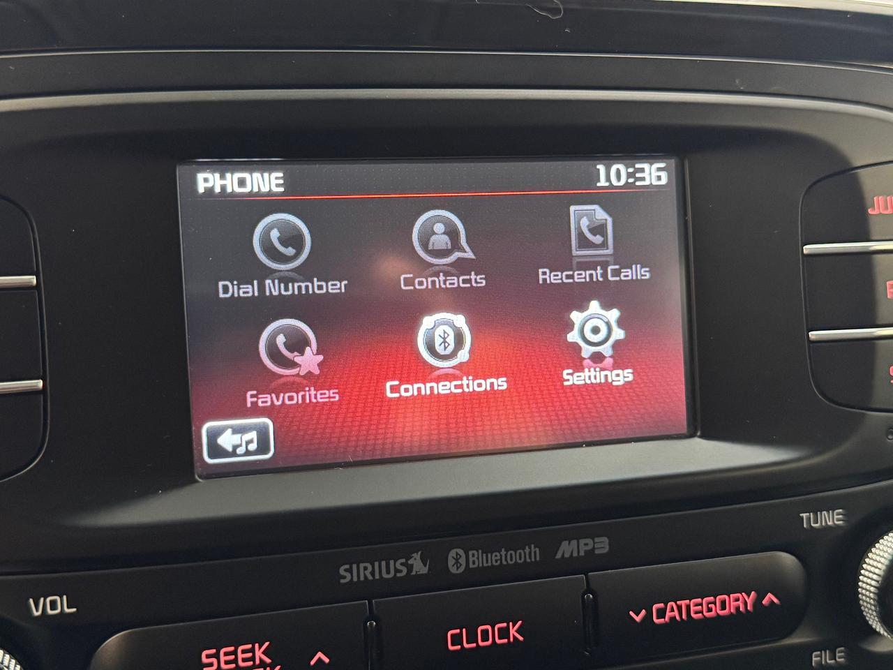 2016 Kia Soul EX+New Tires+Camera+Heated Seats+CLEAN CARFAX Photo