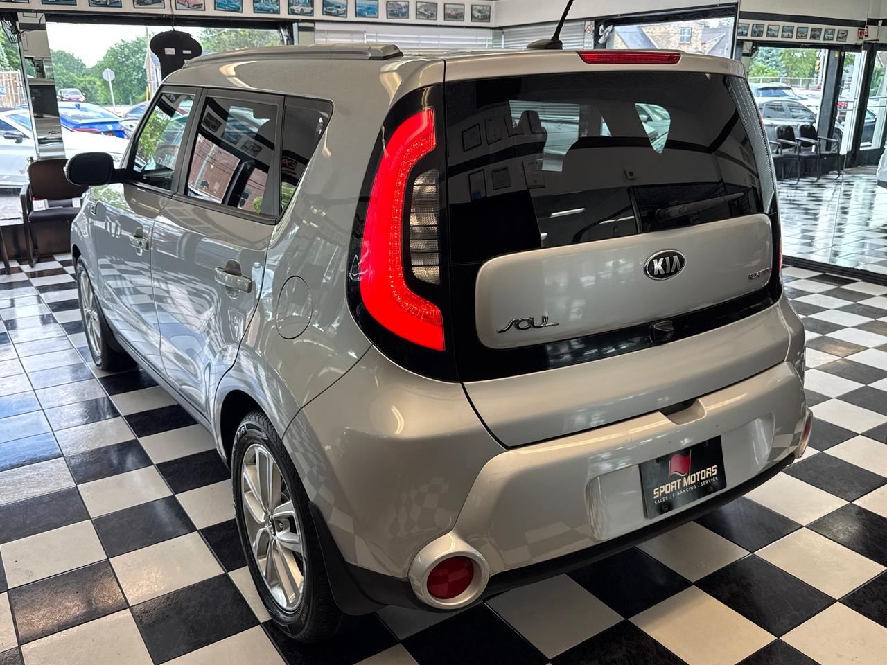 2016 Kia Soul EX+New Tires+Camera+Heated Seats+CLEAN CARFAX Photo