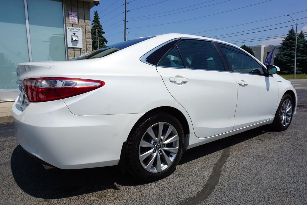 2017 Toyota Camry HYBRID XLE CERTIFIED CAMERA NAV BLUETOOTH LEATHER HEATED SEATS SUNROOF CRUISE ALLOYS - Photo #7
