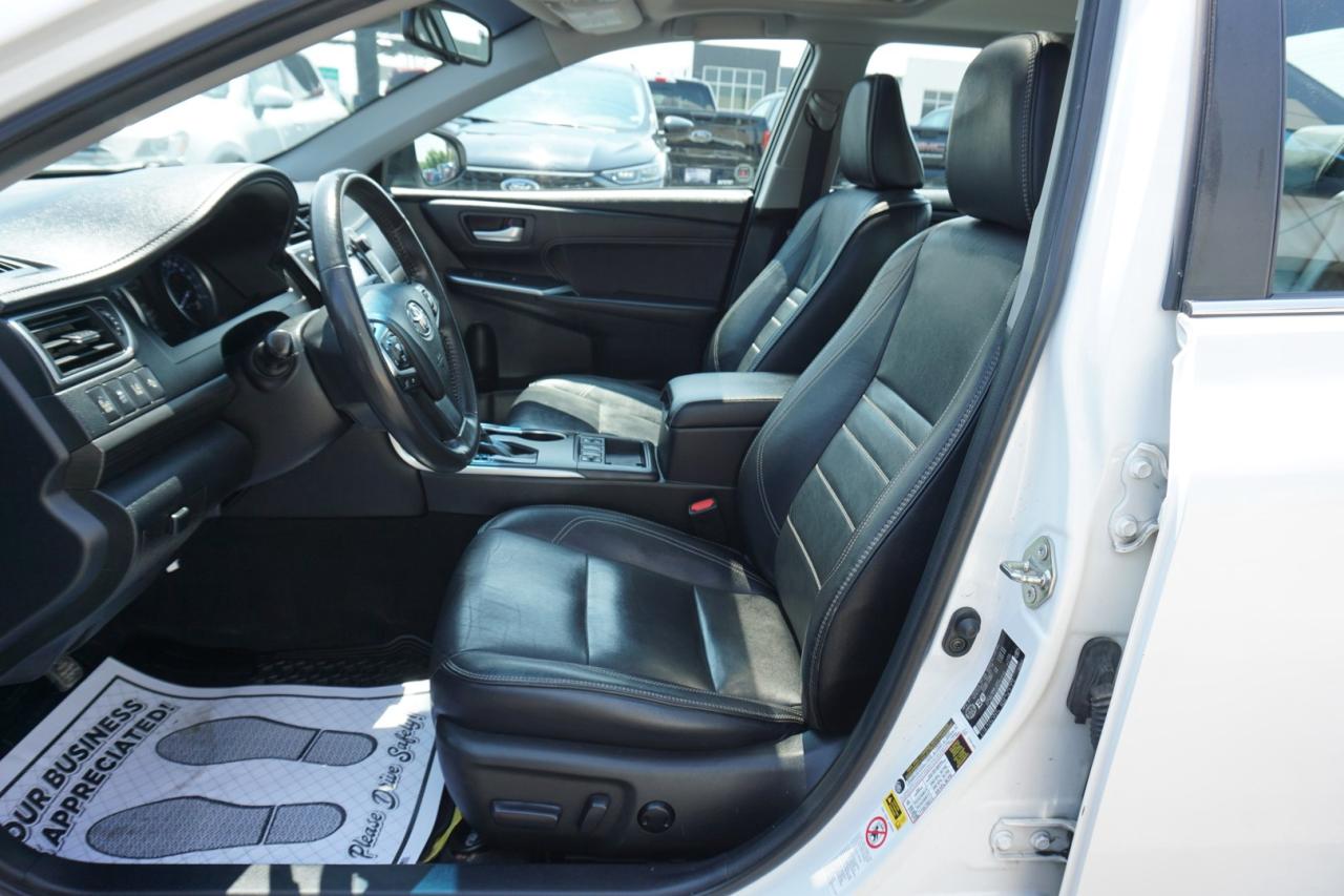2017 Toyota Camry HYBRID XLE CERTIFIED CAMERA NAV BLUETOOTH LEATHER HEATED SEATS SUNROOF CRUISE ALLOYS - Photo #15