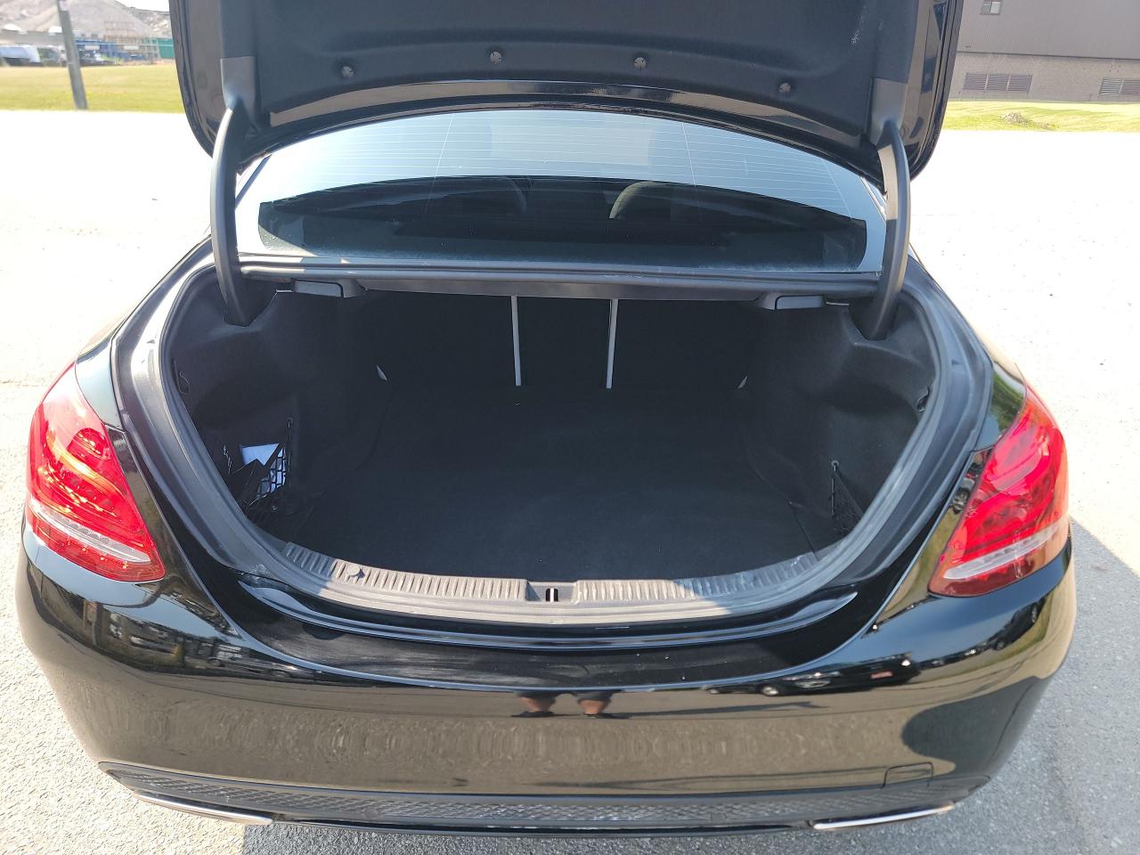 2017 Mercedes-Benz C-Class C 300 | AMG | LOADED - Photo #15