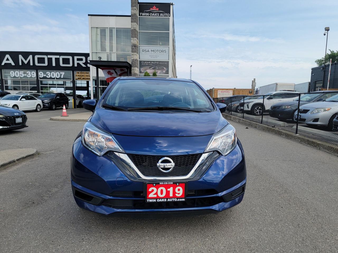 2019 Nissan Versa Note SV | VERY CLEAN | LOW KMS - Photo #2