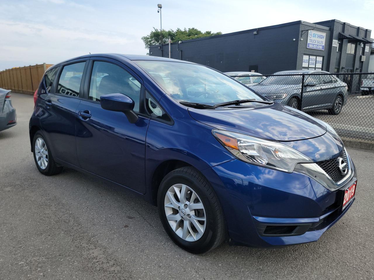 2019 Nissan Versa Note SV | VERY CLEAN | LOW KMS Photo2