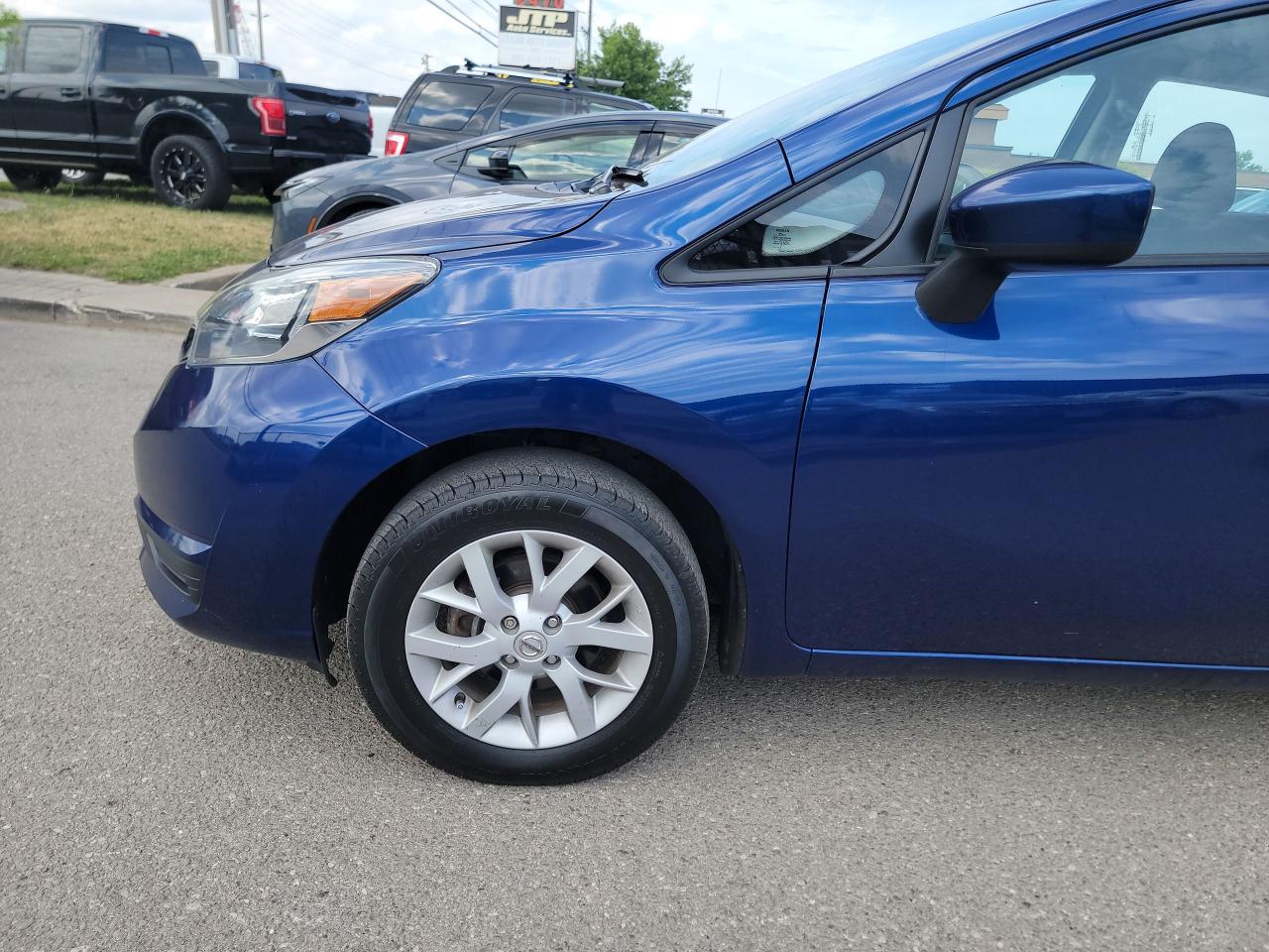 2019 Nissan Versa Note SV | VERY CLEAN | LOW KMS - Photo #9