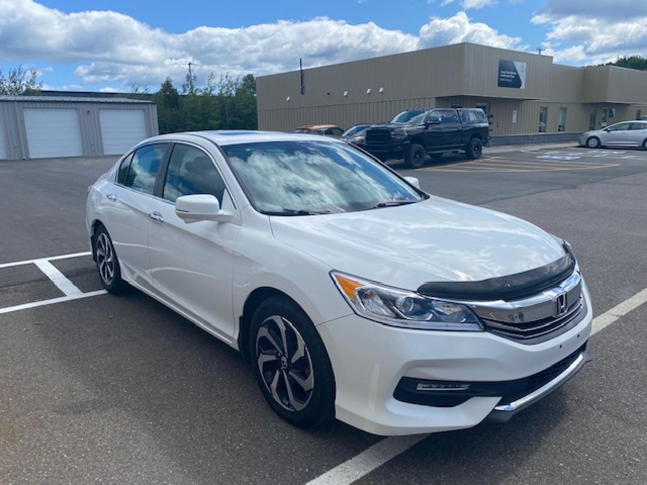 2016 Honda Accord EX-L - Photo #2