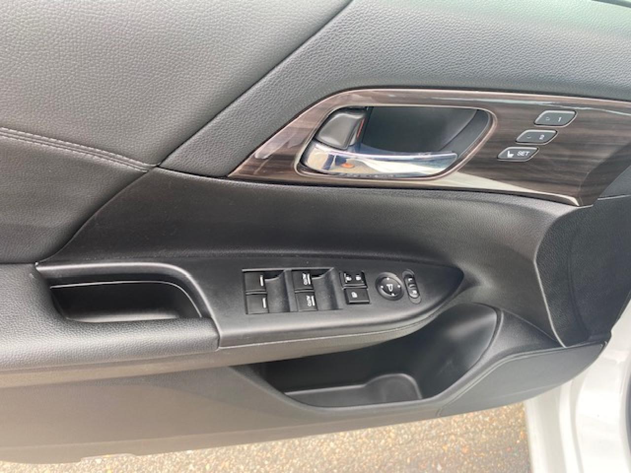 2016 Honda Accord EX-L - Photo #12