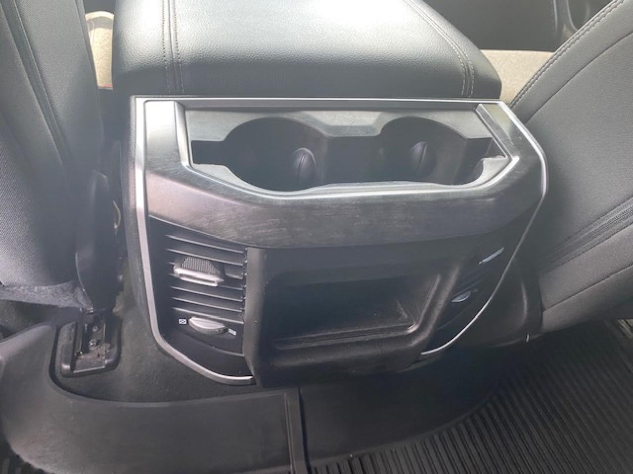 2020 RAM 1500 BIG HORN 4X4 QUAD CAB 6'4" BOX - Photo #10