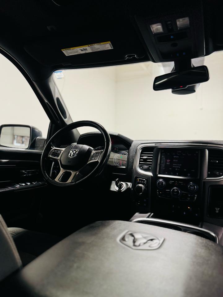 2021 RAM 1500 Classic WARLOCK - Photo #20