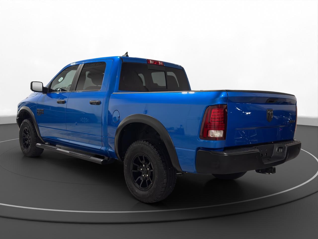 2021 RAM 1500 Classic WARLOCK - Photo #6