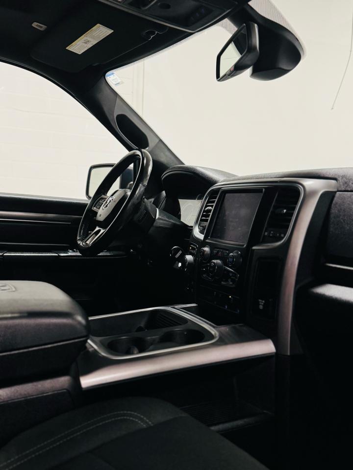 2021 RAM 1500 Classic WARLOCK - Photo #22