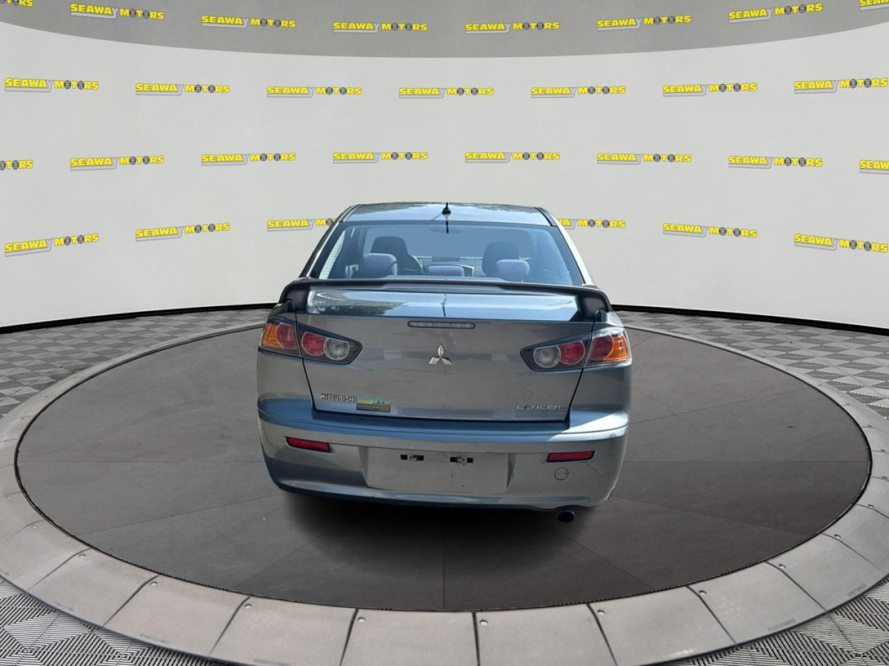 2015 Mitsubishi Lancer  - Photo #4