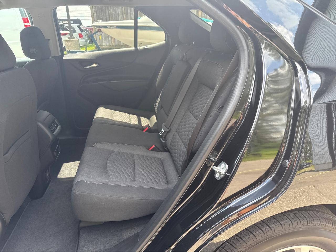 2018 Chevrolet Equinox LT (1LT) - Photo #10