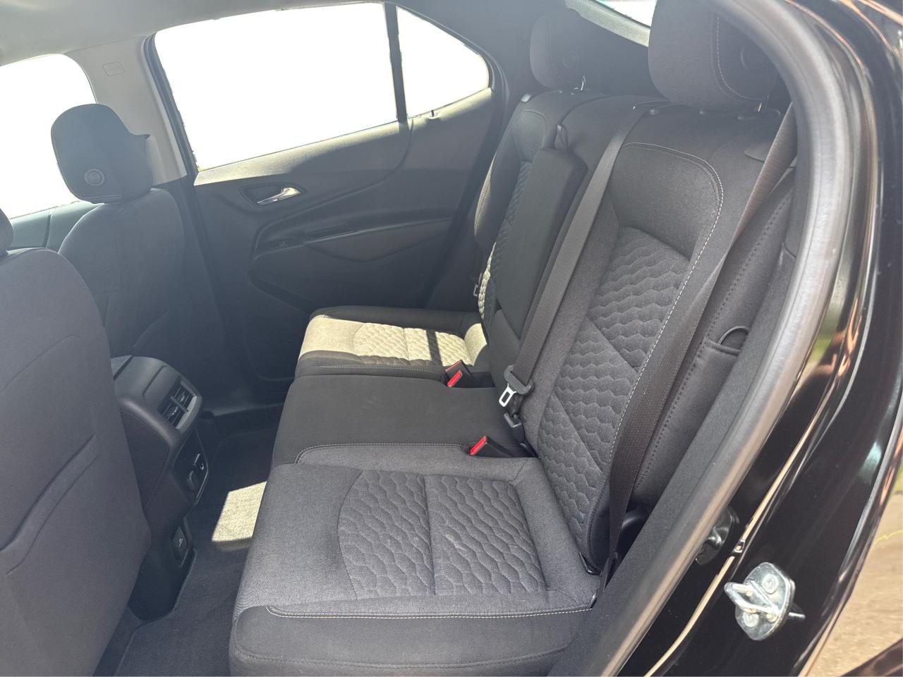 2018 Chevrolet Equinox LT (1LT) - Photo #12