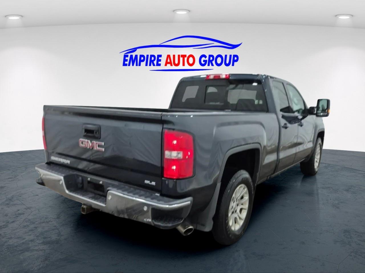 2018 GMC Sierra SLE Photo