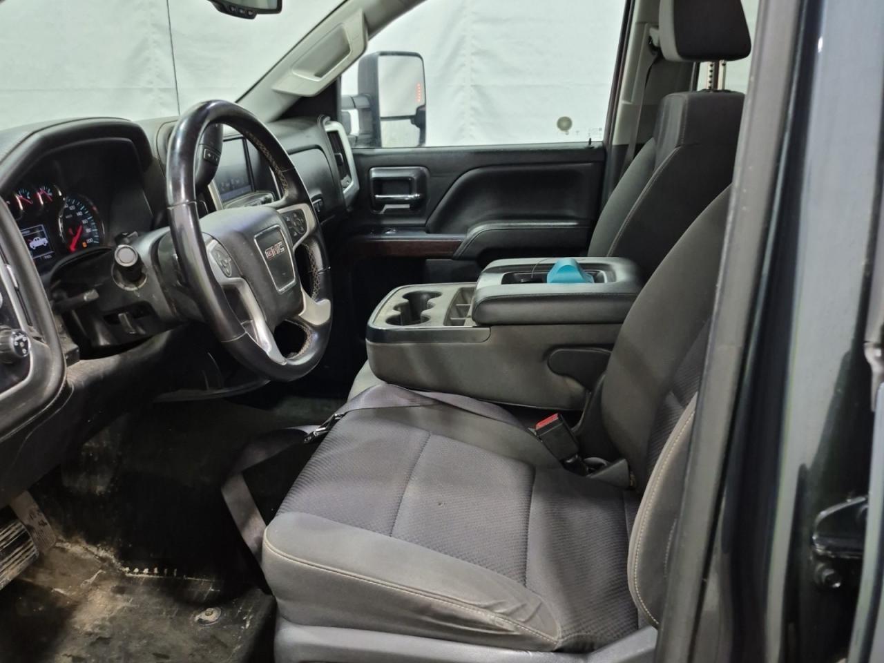 2018 GMC Sierra SLE Photo