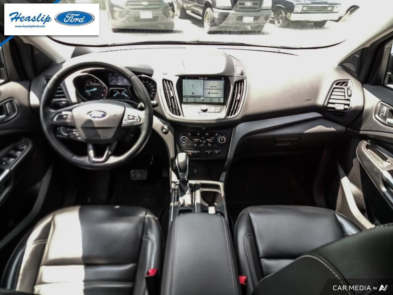 2019 Ford Escape SEL Photo5