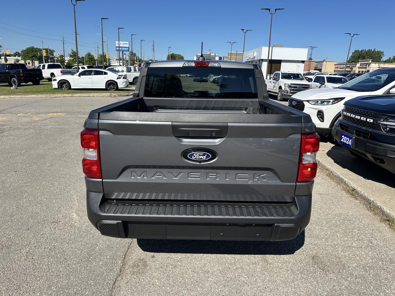 2025 Ford Maverick XL Photo
