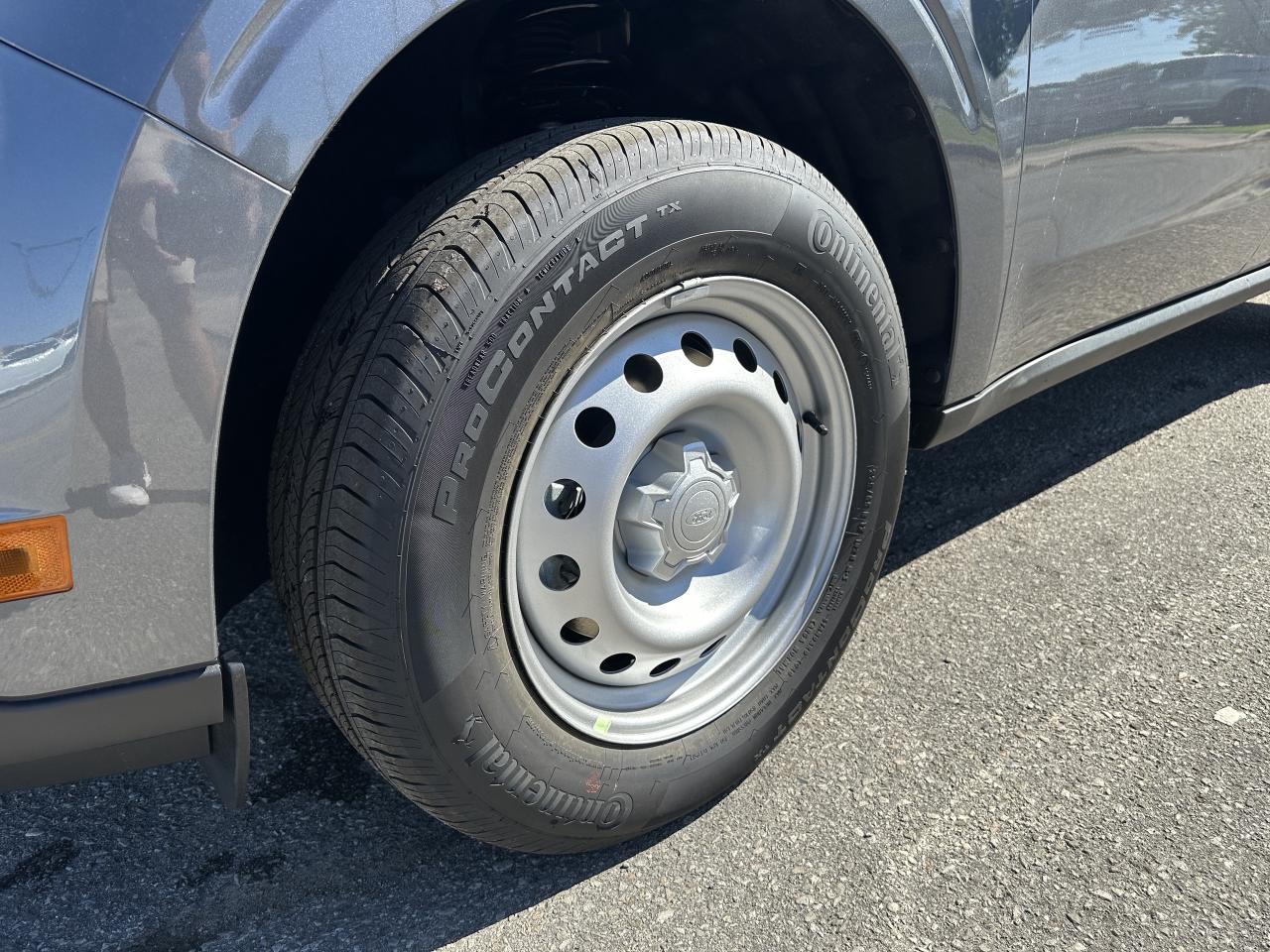 2025 Ford Maverick XL Photo