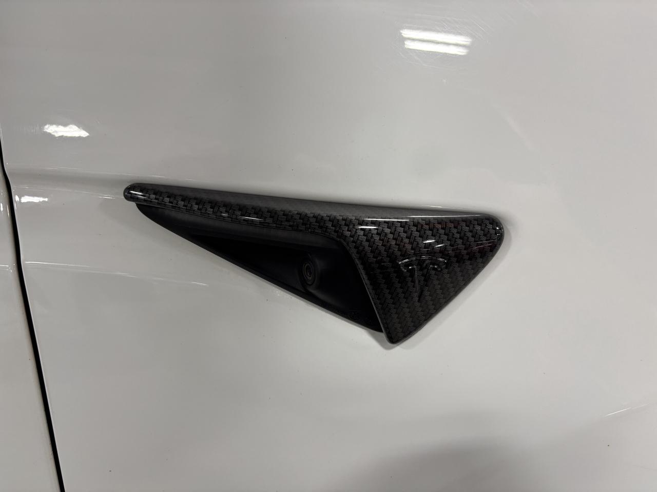 2017 Tesla Model X 75D|AWD|7PASSENGER|AUTOPILOT|CARBONMODS|FALCONDOOR - Photo #5