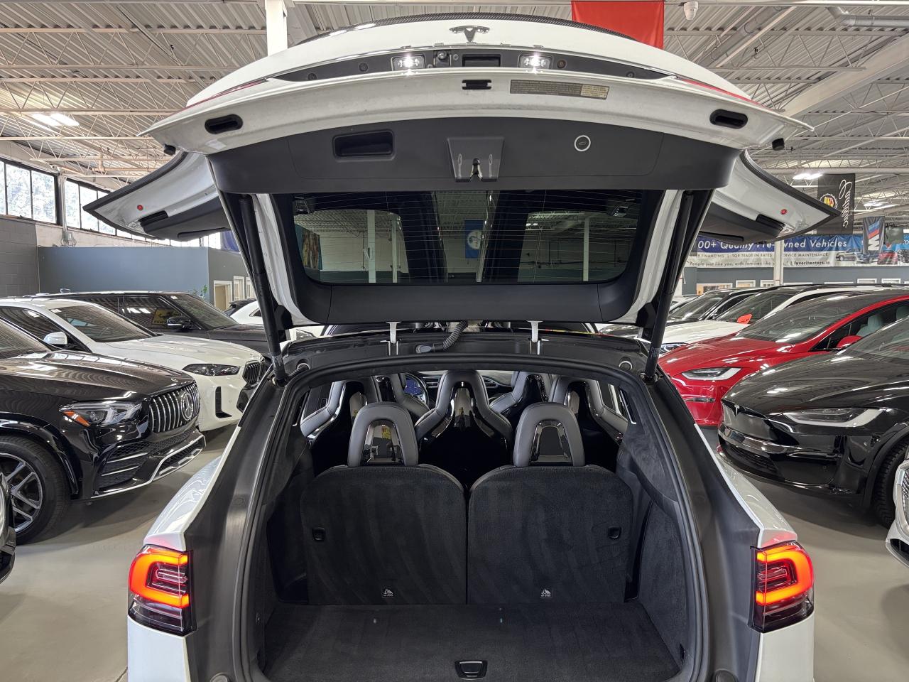 2017 Tesla Model X 75D|AWD|7PASSENGER|AUTOPILOT|CARBONMODS|FALCONDOOR - Photo #10