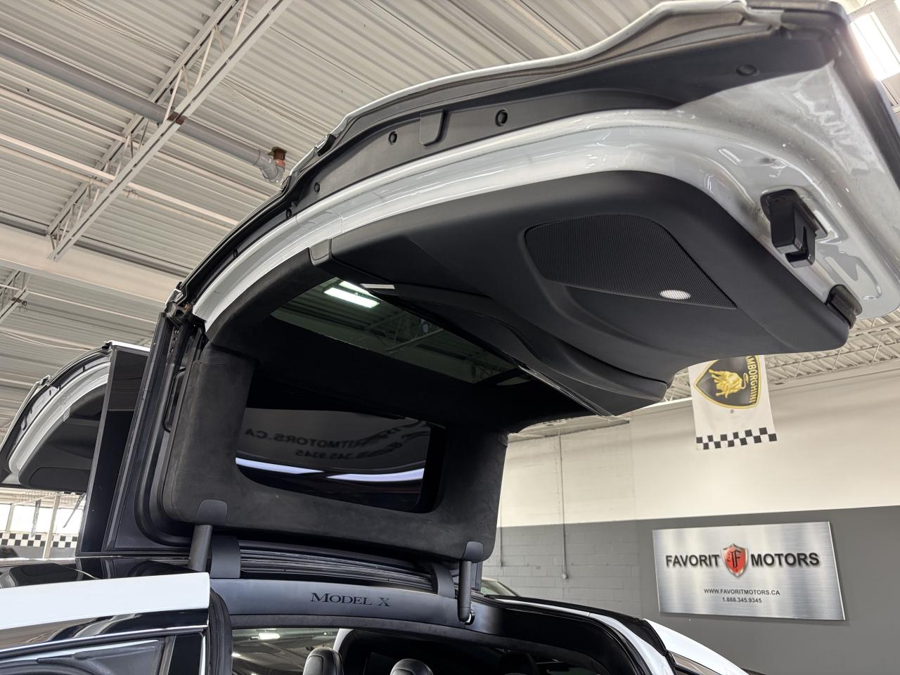 2017 Tesla Model X 75D|AWD|7PASSENGER|AUTOPILOT|CARBONMODS|FALCONDOOR - Photo #12