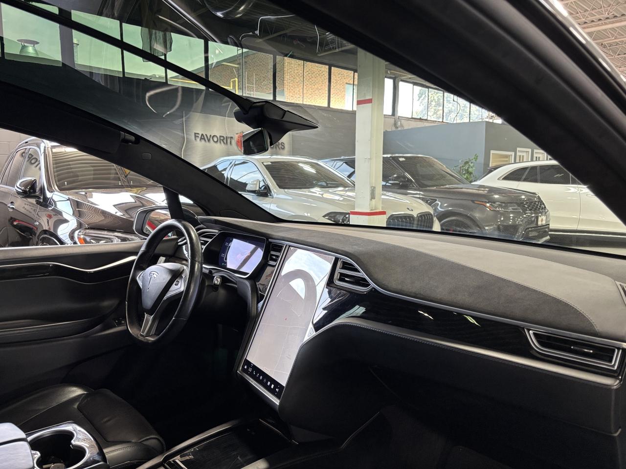 2017 Tesla Model X 75D|AWD|7PASSENGER|AUTOPILOT|CARBONMODS|FALCONDOOR - Photo #18