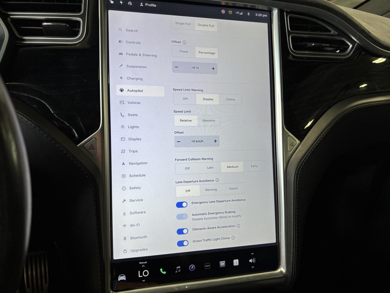 2017 Tesla Model X 75D|AWD|7PASSENGER|AUTOPILOT|CARBONMODS|FALCONDOOR - Photo #29