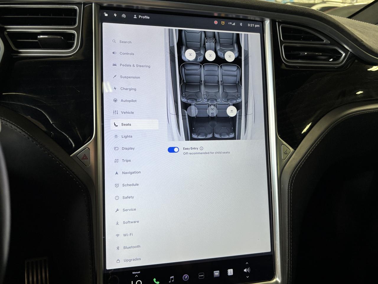 2017 Tesla Model X 75D|AWD|7PASSENGER|AUTOPILOT|CARBONMODS|FALCONDOOR - Photo #31