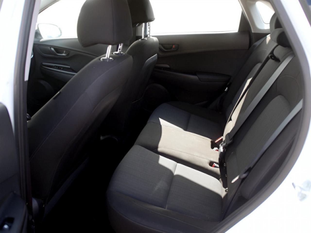 2022 Hyundai KONA 2.0L Preferred  **BLIND SPOT - HTD SEATS** Photo