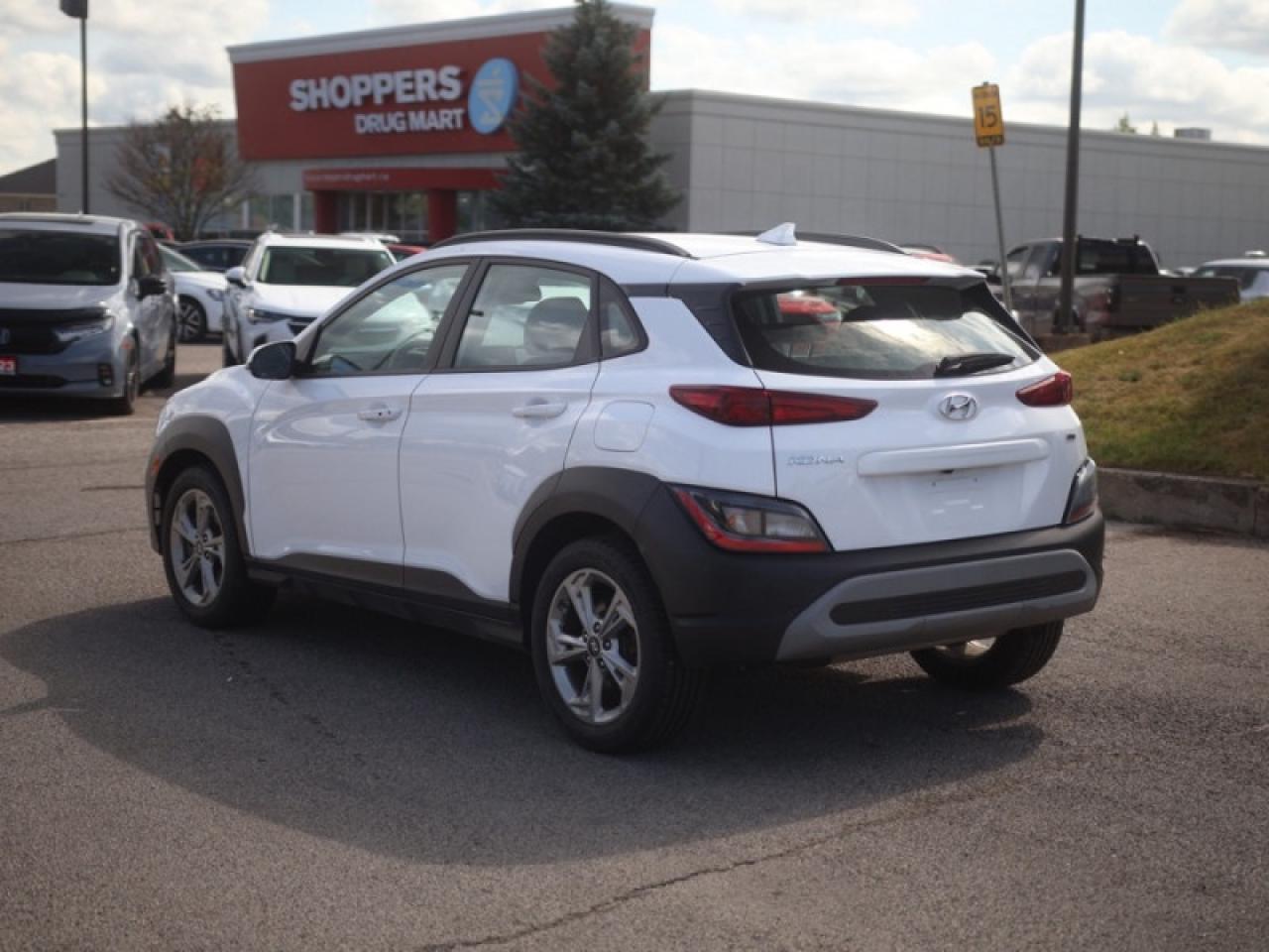 2022 Hyundai KONA 2.0L Preferred  **AWD - HTD SW - APPLE CP** Photo2
