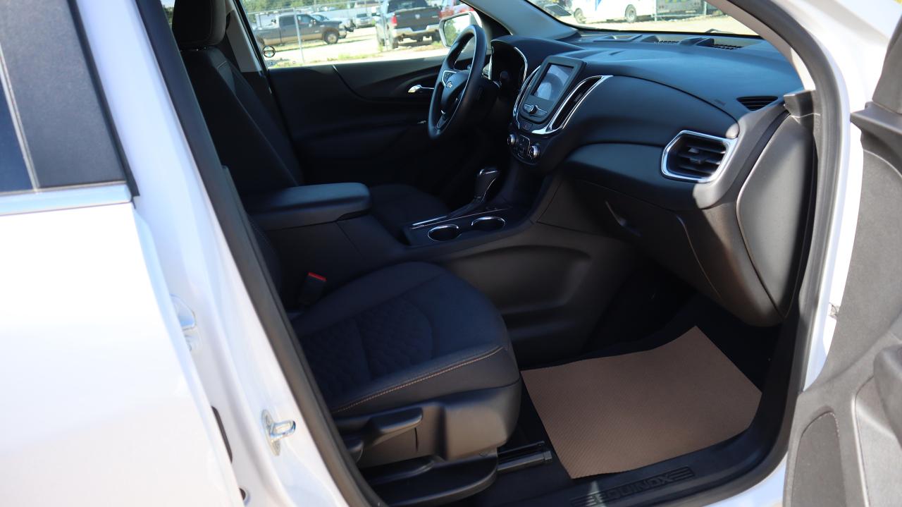 2021 Chevrolet Equinox LT Photo5