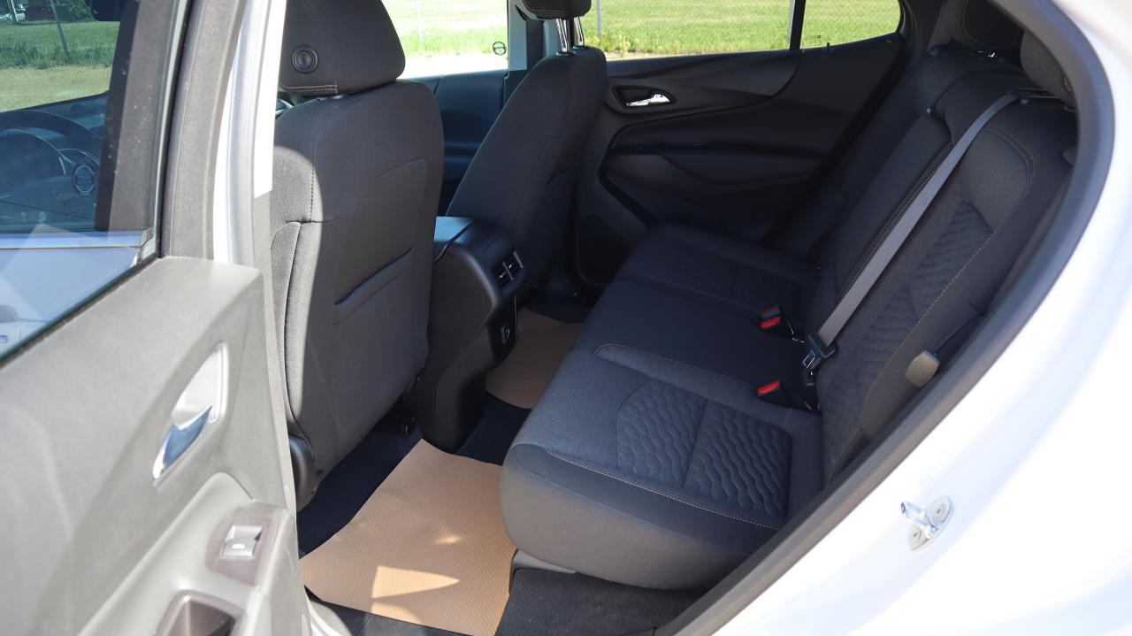 2021 Chevrolet Equinox LT Photo5
