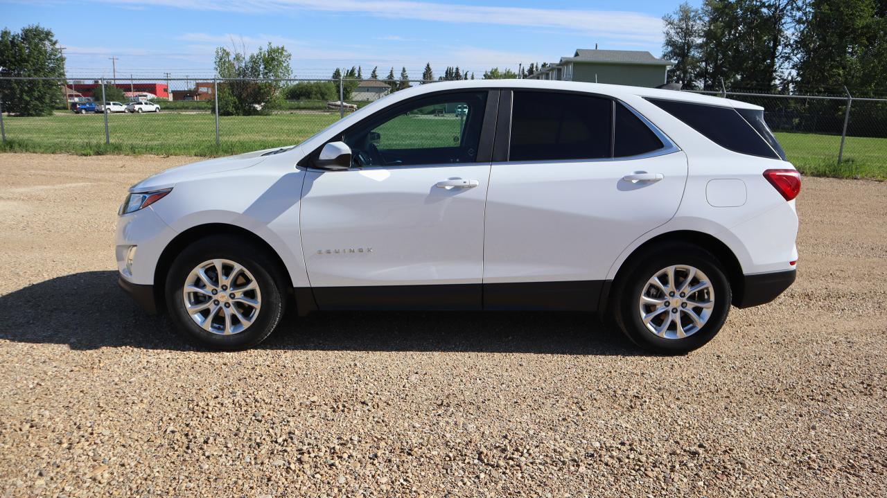 2021 Chevrolet Equinox LT Photo1