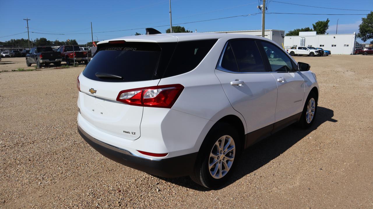 2021 Chevrolet Equinox LT Photo4
