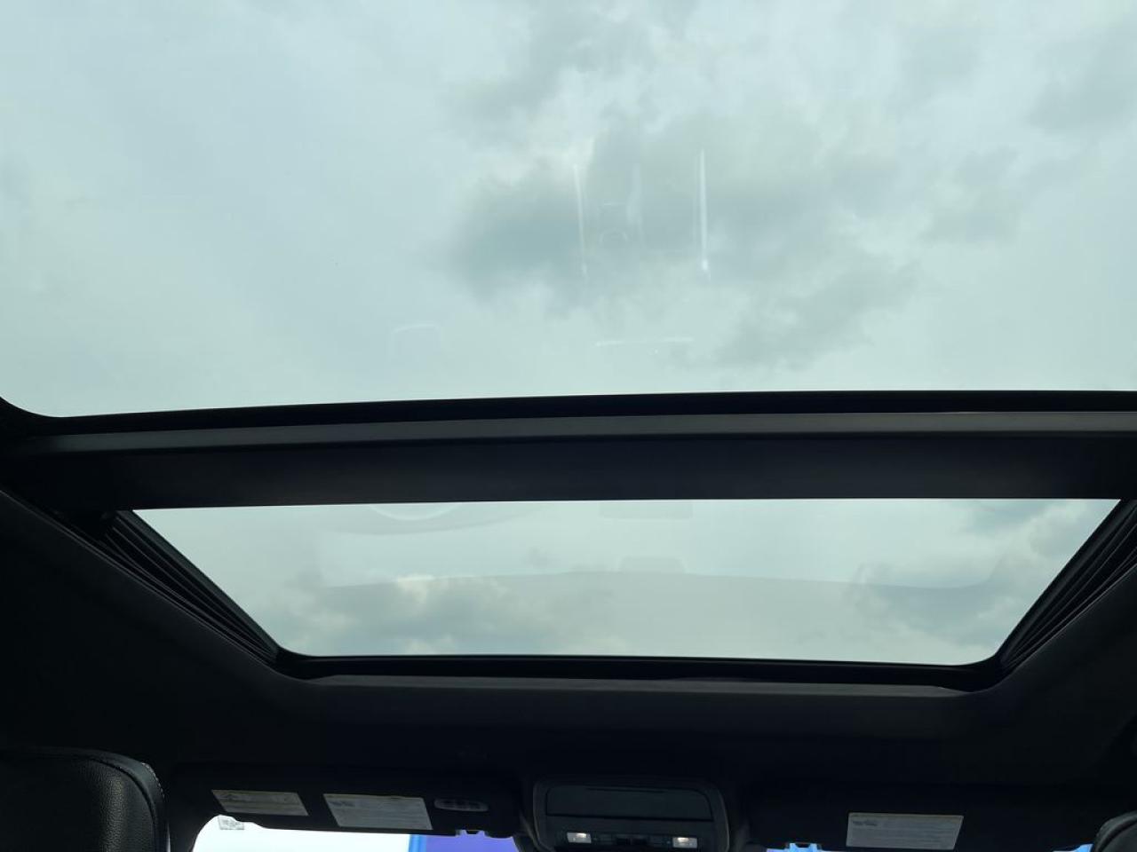 2020 Ford Explorer ST Photo5