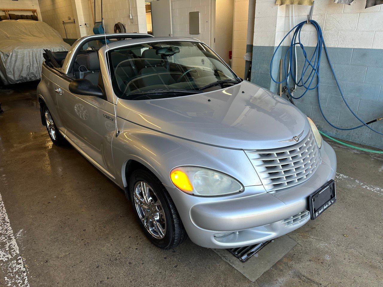 Used 2005 Chrysler PT Cruiser Touring 2dr Convertible Touring for sale in Walkerton, ON