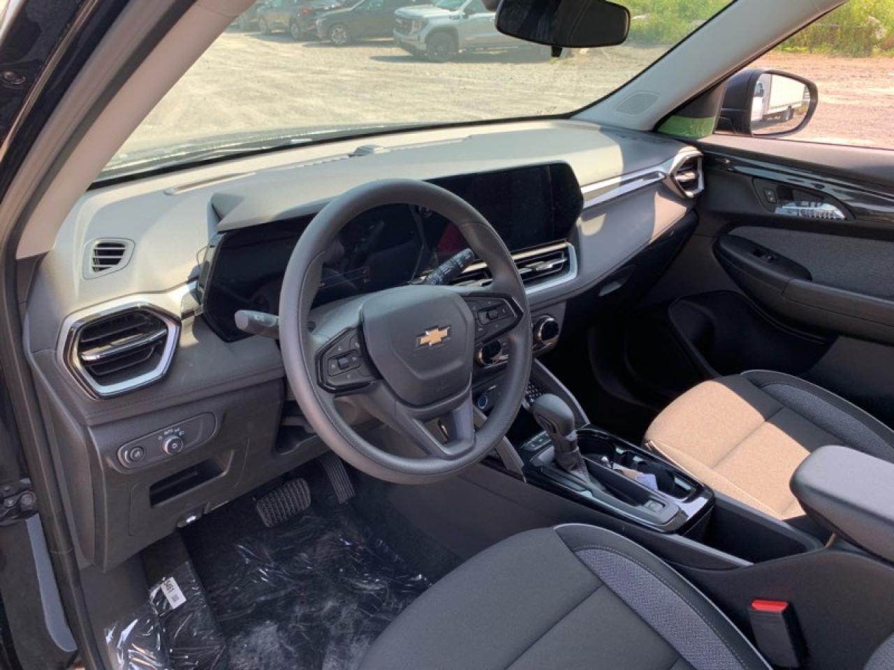 2026 Chevrolet TrailBlazer LS  - Apple CarPlay Photo