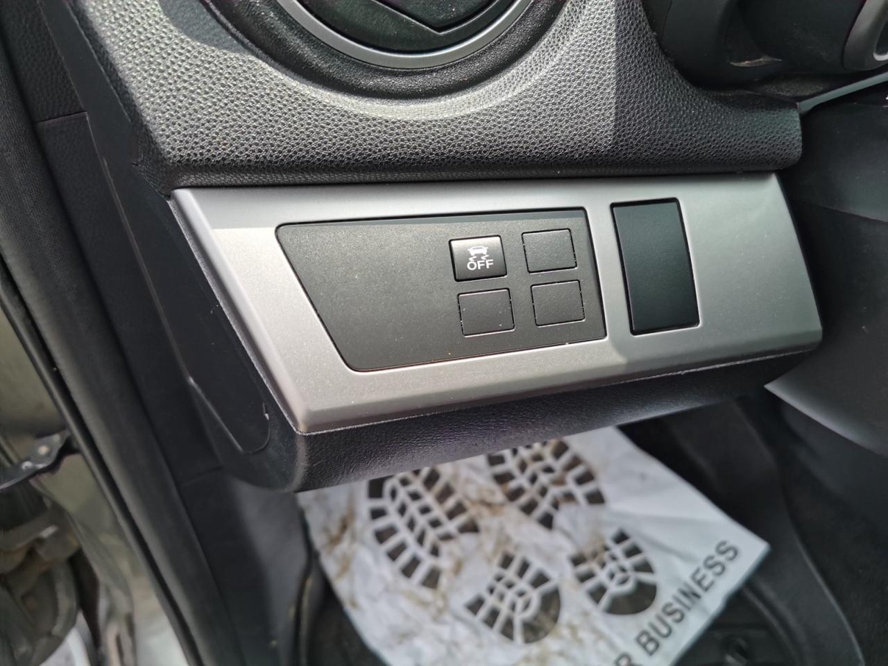 2012 Mazda MAZDA3 i Touring - Photo #21