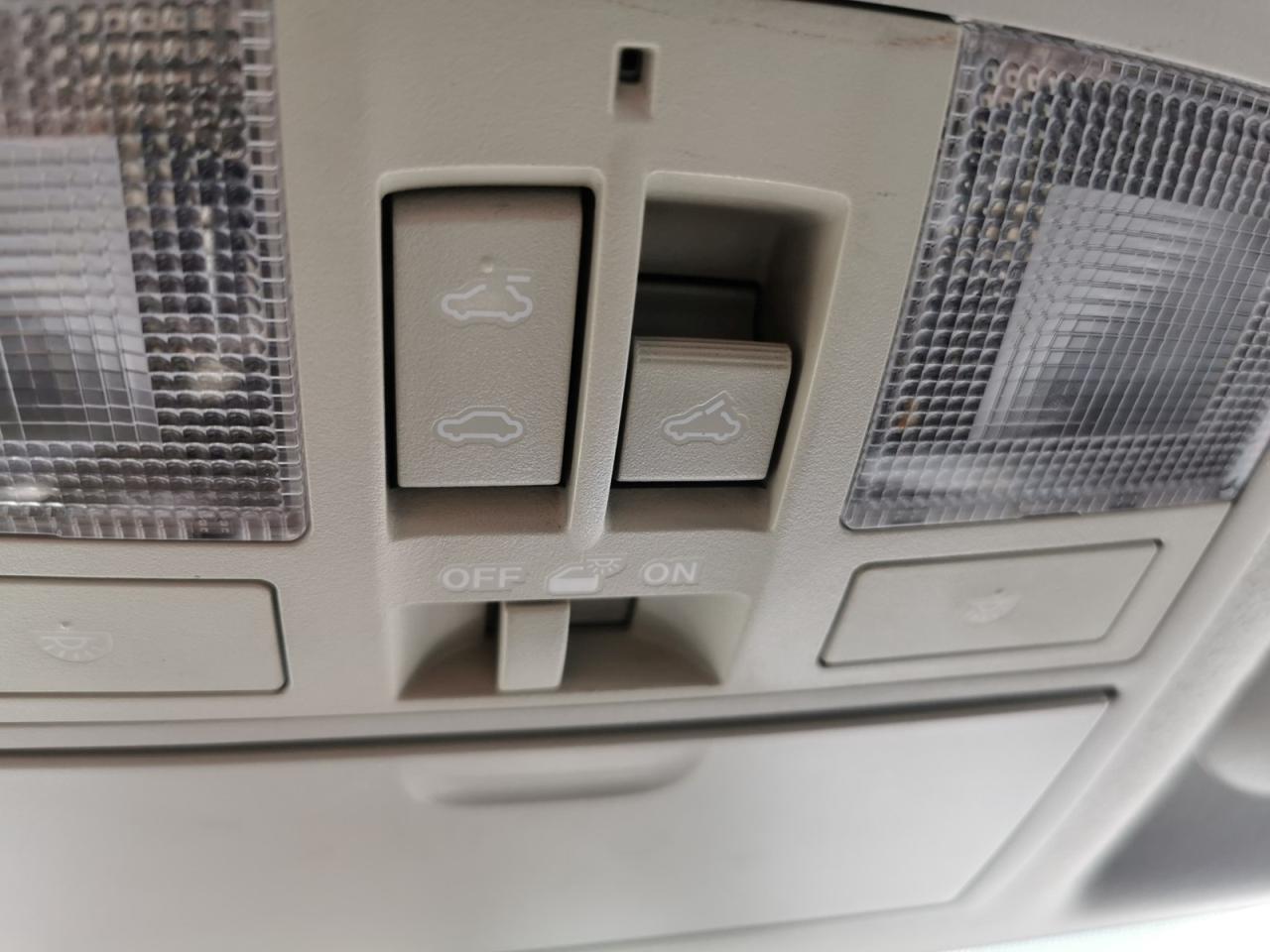 2012 Mazda MAZDA3 i Touring - Photo #28