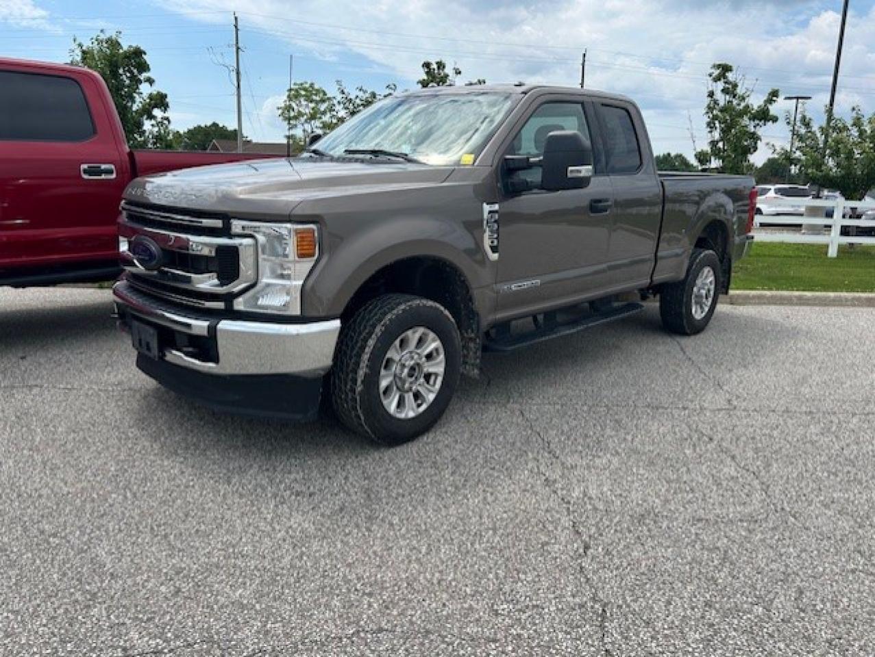 Used 2022 Ford F-350 Super Duty SRW XLT 4WD SUPERCAB 6.75' BOX for sale in Watford, ON